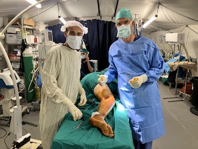 Chirurg Ron uit Dongen keert terug naar Gaza, ondanks alles: ‘Je kunt niet alles oplossen, maar je k