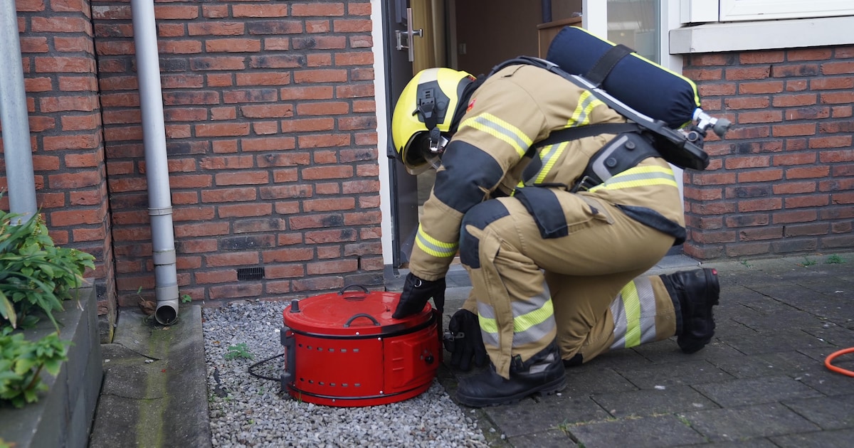 Bewoonster legt aardappeltjes in pizzaoven en gaat even van huis: woning in Rosmalen vol met rook