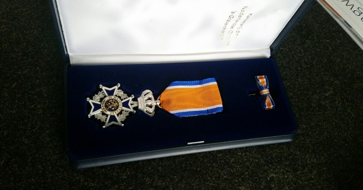 Koninklijke onderscheidingen en vijf brandweeroorkonden uitgereikt in Nederhemert