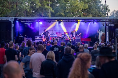 Kempenerpop wijkt uit naar voetbalvelden door asielopvang: ‘We bouwen hier weer het festival dat ied