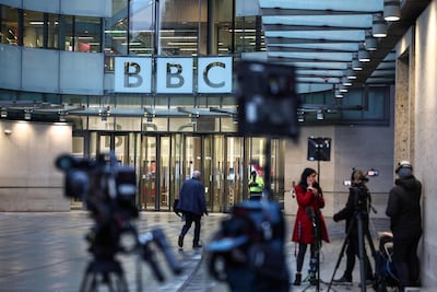 Gemanipuleerde Trump-speech brengt BBC in diepere crisis en legt ernstigere problemen bloot