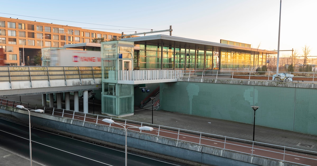 Politie: Stop met delen van beelden tragisch incident op station Tilburg Reeshof | 112 nieuws Tilburg | BD.nl