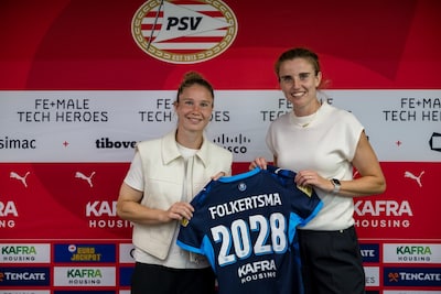 PSV Vrouwen verlengt contract van sterkhouder met twee seizoenen: ‘Echt een slot op de deur’