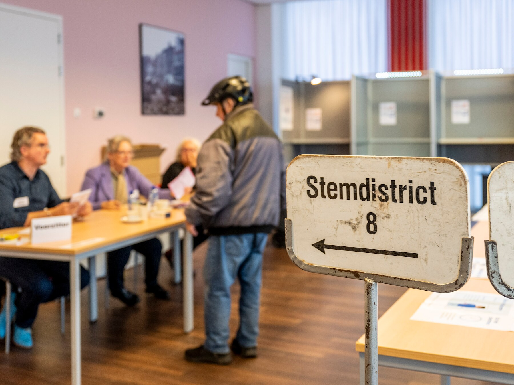 Alaa (26) uit Syrië mag vandaag voor het eerst stemmen: 'In mijn land kan dat niet'