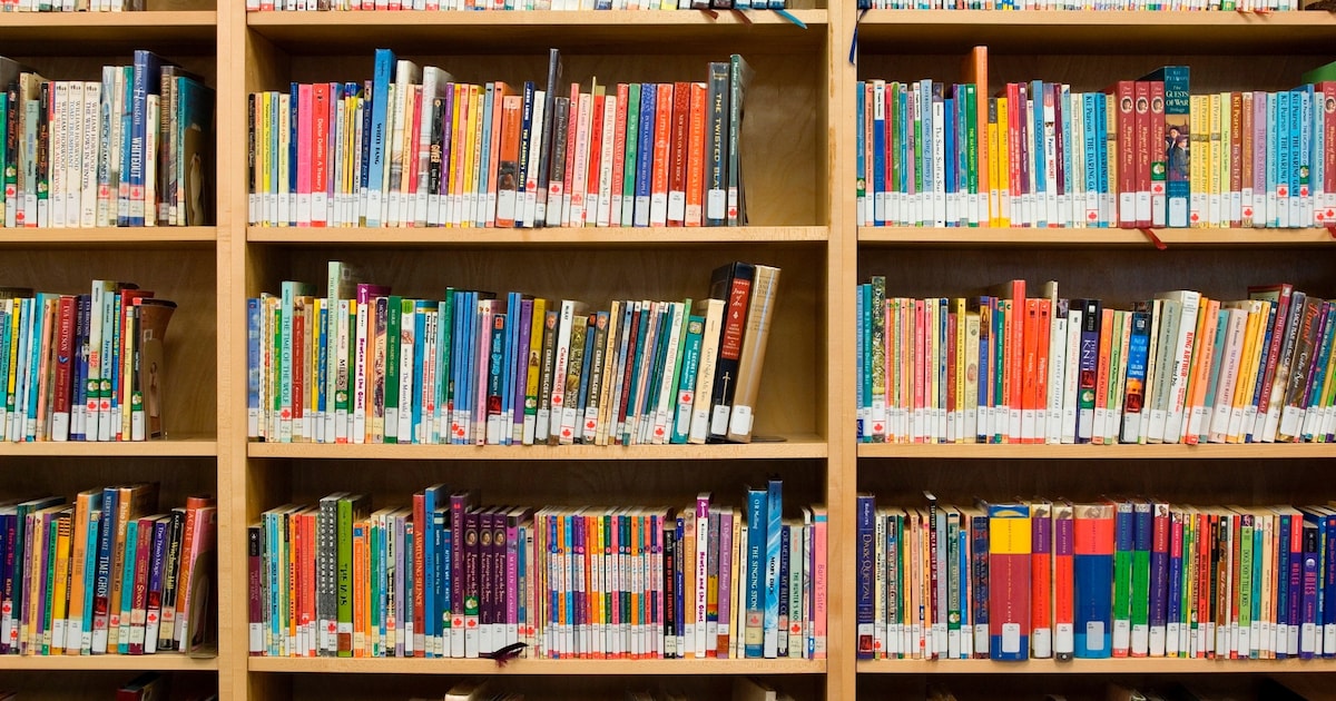 Monique van Gelder leest voor in Heesch