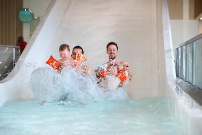 Recreatiebad Tongelreep eindelijk geopend: ‘We willen de zwemhoofdstad van Europa worden’