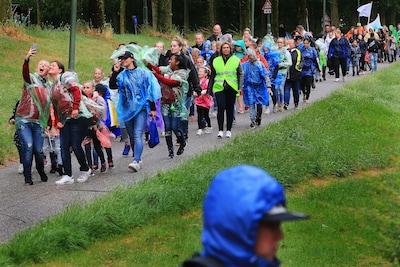 Eerste dag avondvierdaagse Tilburg afgeblazen door onweersbu