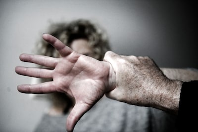 ‘Als je bij me weggaat, schiet ik je kapot’: Geffenaar veroo