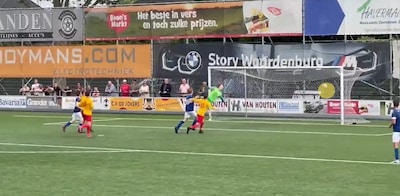 Mik (18) beslist intense halve finale met fraai doelpunt, bekijk hier de beelden: ‘Geweldig om het zo af te maken’