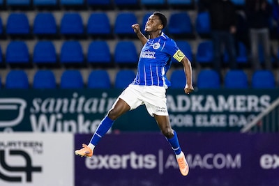 https://images.bd.nl/NDNkNWZmNWY2Yjg4ZWE4NjFjOTEvZGlvLzI2NTk3ODMzNC9maXQtd2lkdGgvNDAw/den-bosch-28-11-2025-stadium-de-vliert-season-2025-2026-dutch-keuken-kampioen-football-match-between-fc-den-bosch-and-willem-ii-picture-shows-den-bosch-player-kevin-felida-celebrating-the-goal-1-0