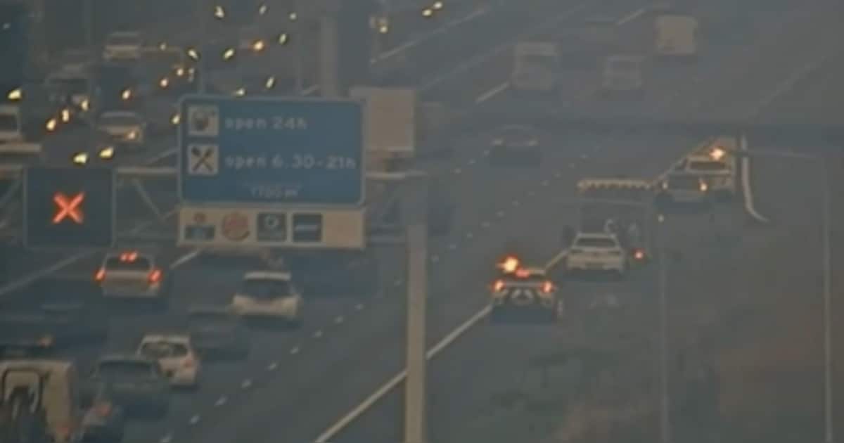 Uur vertraging richting Den Bosch door ongeluk op A2 bij Zaltbommel.