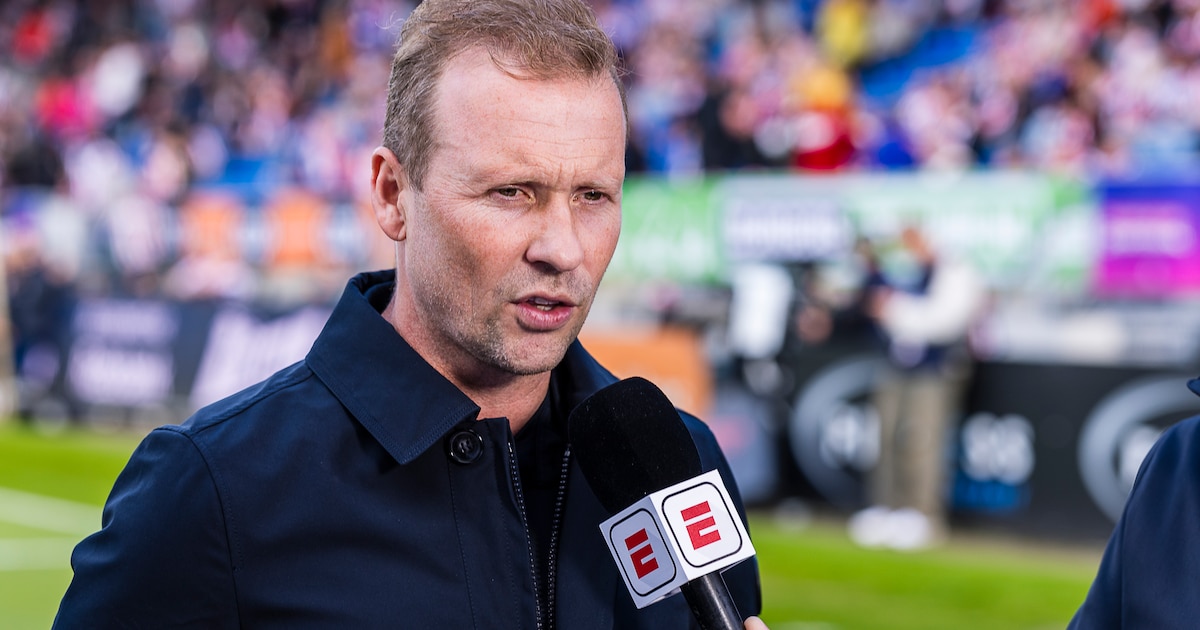 NAC vindt razendsnel nieuwe trainer na ontslag Hoefkens: ‘Hij weet wat het is om voor de prijzen te 