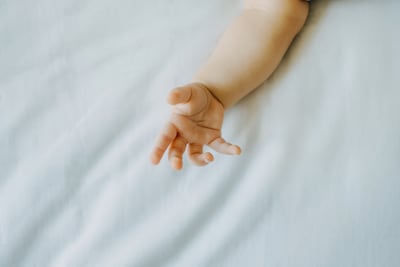 Baby met zware bloedingen en bewuste­loos in Jeroen Bosch Ziekenhuis: ‘Mijn lief, vergeef mij alsje­