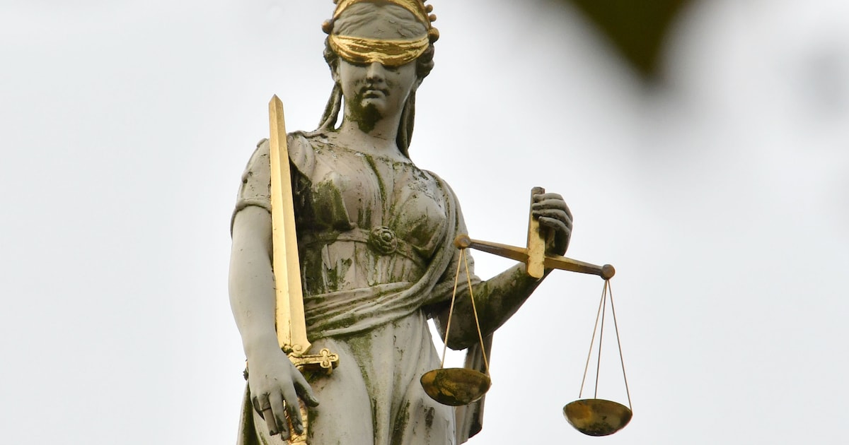 Tilburger (77) beticht van stalking, kon jonge buurvrouw niet loslaten: ‘Ik wil nu rust voor mezelf 