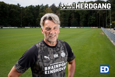 Heet van de Herdgang | PSV’s assistent-coach Rob Maas kan op de bank nors kijken: ‘Maar buiten het v