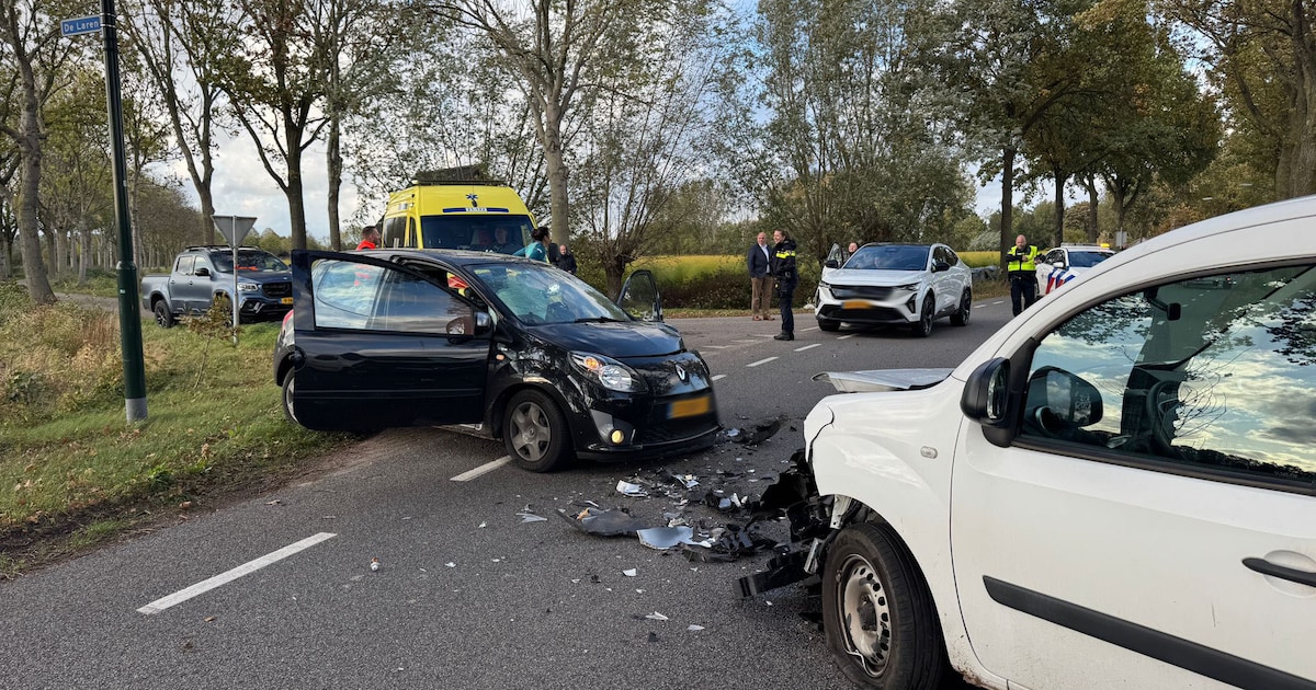 Gewonde bij frontale botsing tussen bestelbusje en auto in Erp.