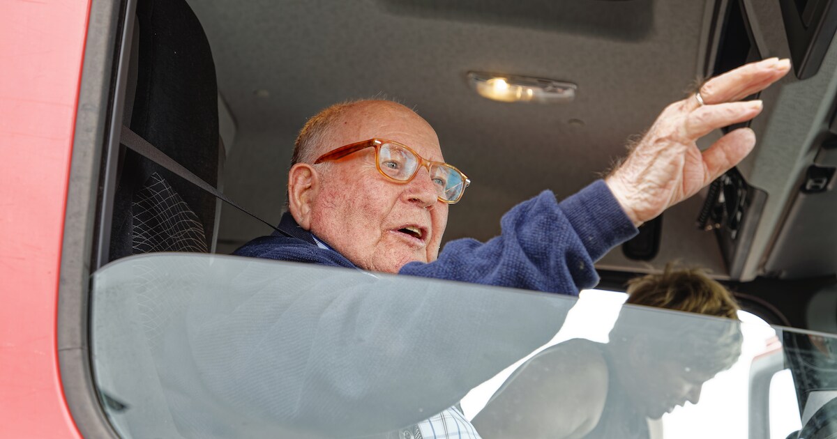 Hein (87) mist z’n stuur tijdens vrachtwagentochtje door Vinkel en Nuland, ’Dit was een heel mooi ri