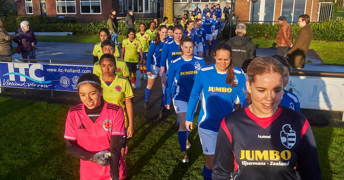 Colombiaanse voetbaldames op bezoek in het kleine Reek: ‘Wat een slecht ...