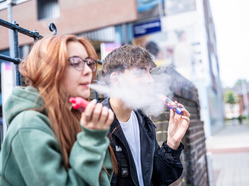 mag een vape door de douane To Vape or Not to Vape? main image 1