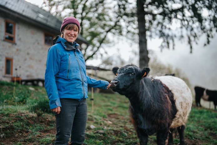 Van 'charmante' kraker tot boerin in Franse Pyreneeën: het verleden van  Judith (37) uit Winter Vol Liefde | Binnenland | bd.nl