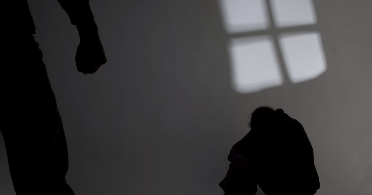 Vijf jaar cel geëist tegen man (35) uit Kerkdriel voor zware mishandeling en verkrachting van zijn v