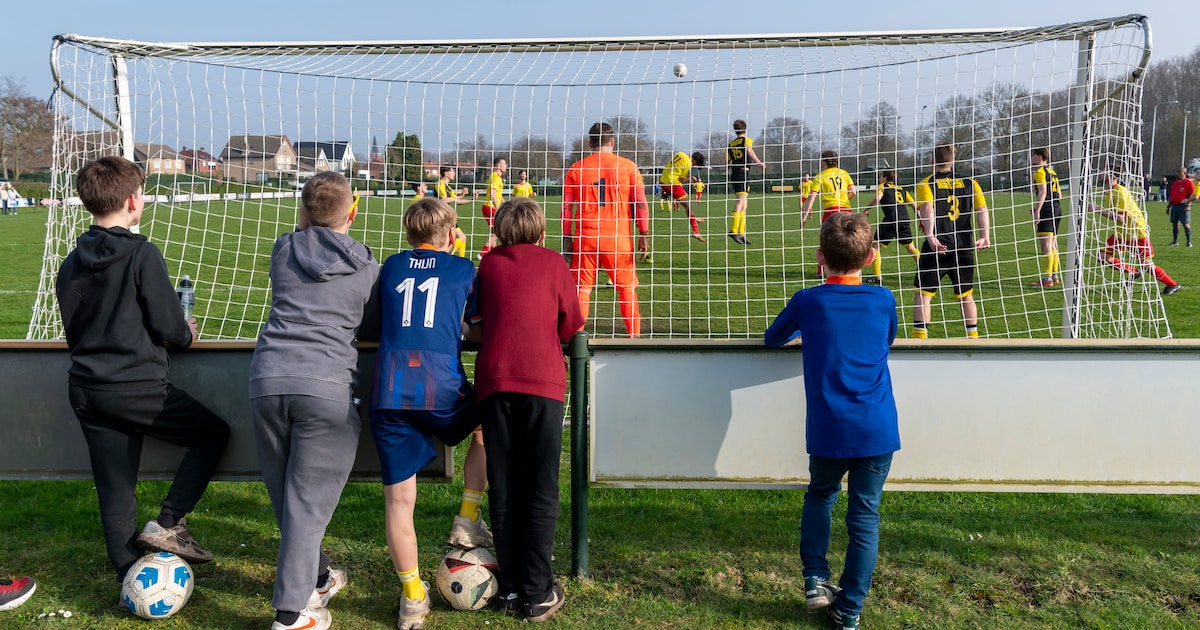 Druk op voetbalvelden in Vught: meer wedstrijden dan gemiddeld in Noord-Brabant