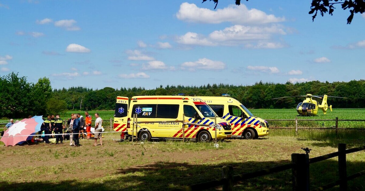 Incident met paardmenners in Haghorst; traumahelikopter ter plaatse