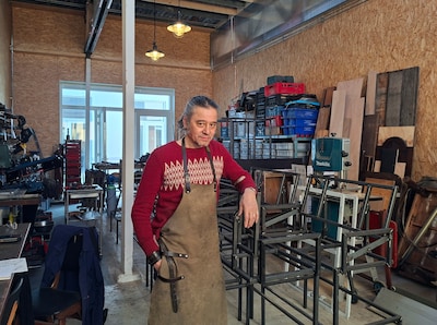 Kunstenaars blij met nieuwe ateliers in TAC: ‘Ik kan hier letterlijk groter werken’