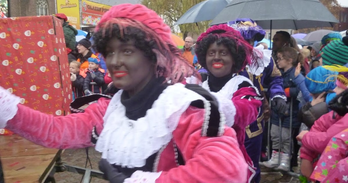 Intocht Sinterklaas feestelijke happening in Schijndel