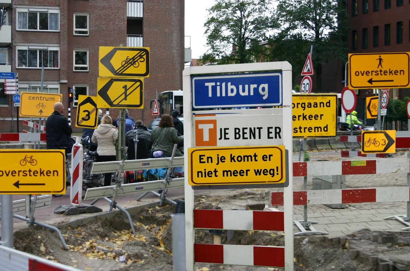 tilburg-je-bent-er-fotoshop-van-looi-naaijkens