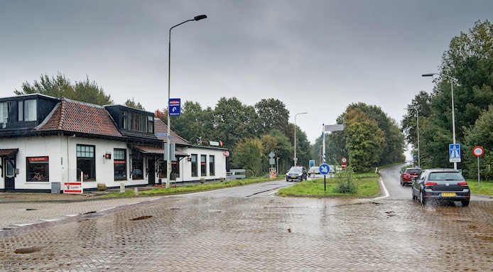 Het tapasrestaurant Jatapasu bevindt zich pal naast een op- en afrit van de A59 in Vlijmen. 