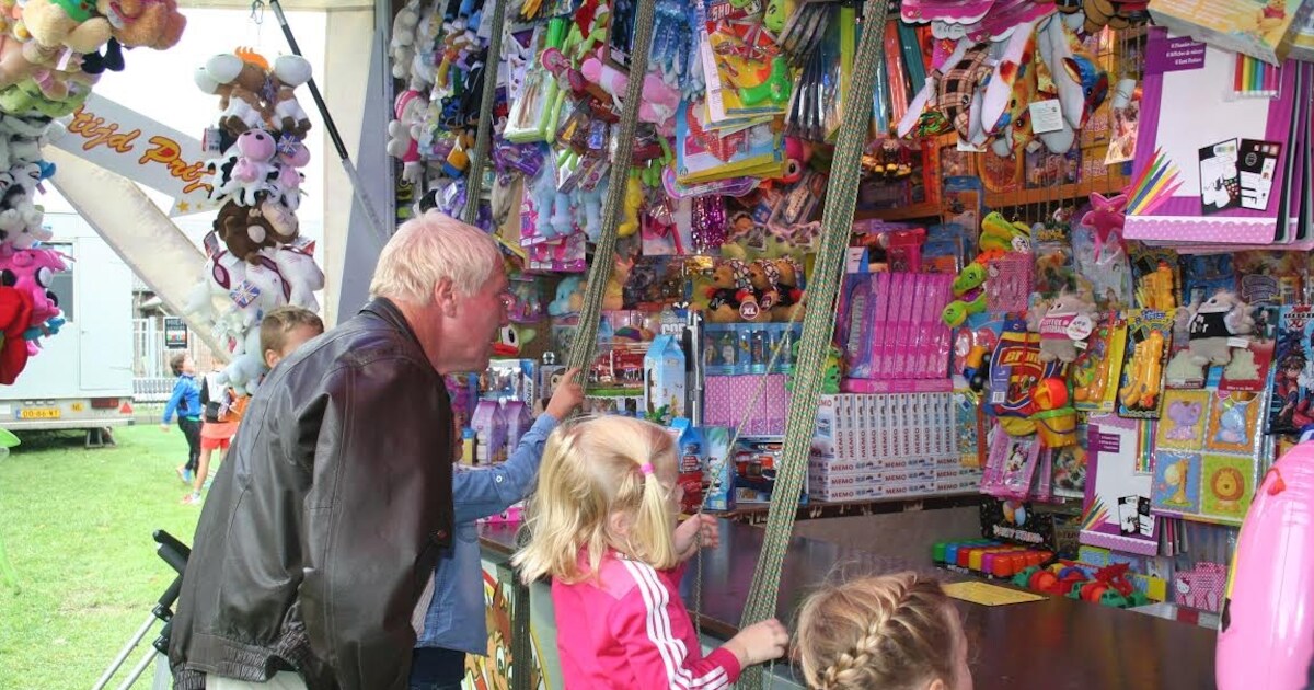 Droge opening voor kermis in Haren