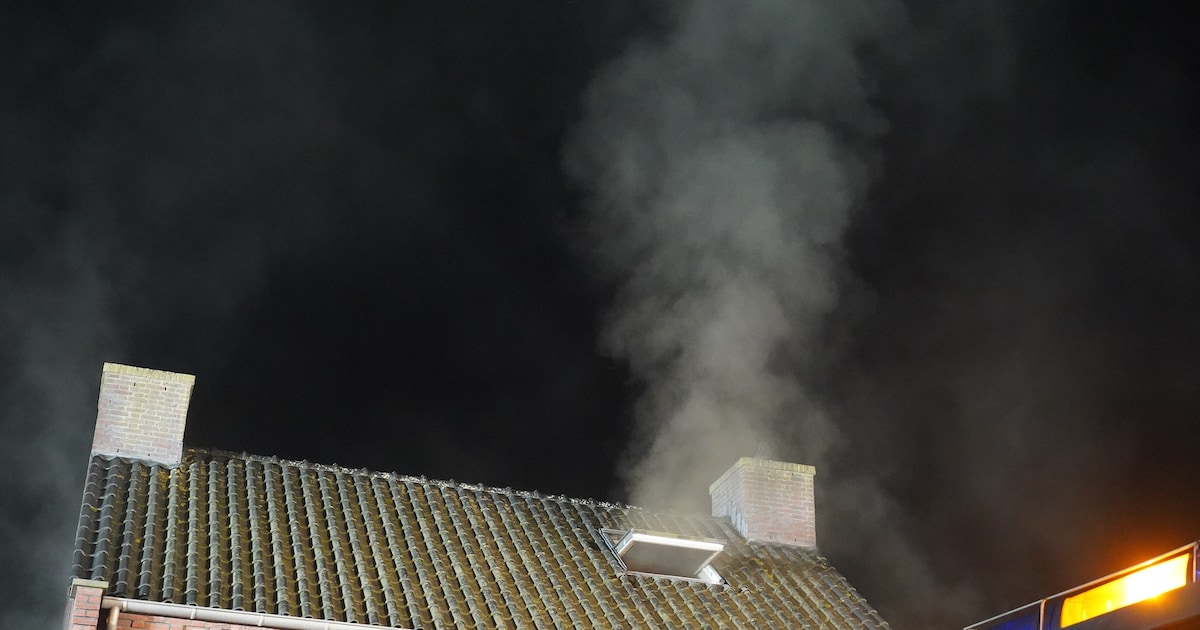 Zware schade bij woningbrand in Alphen