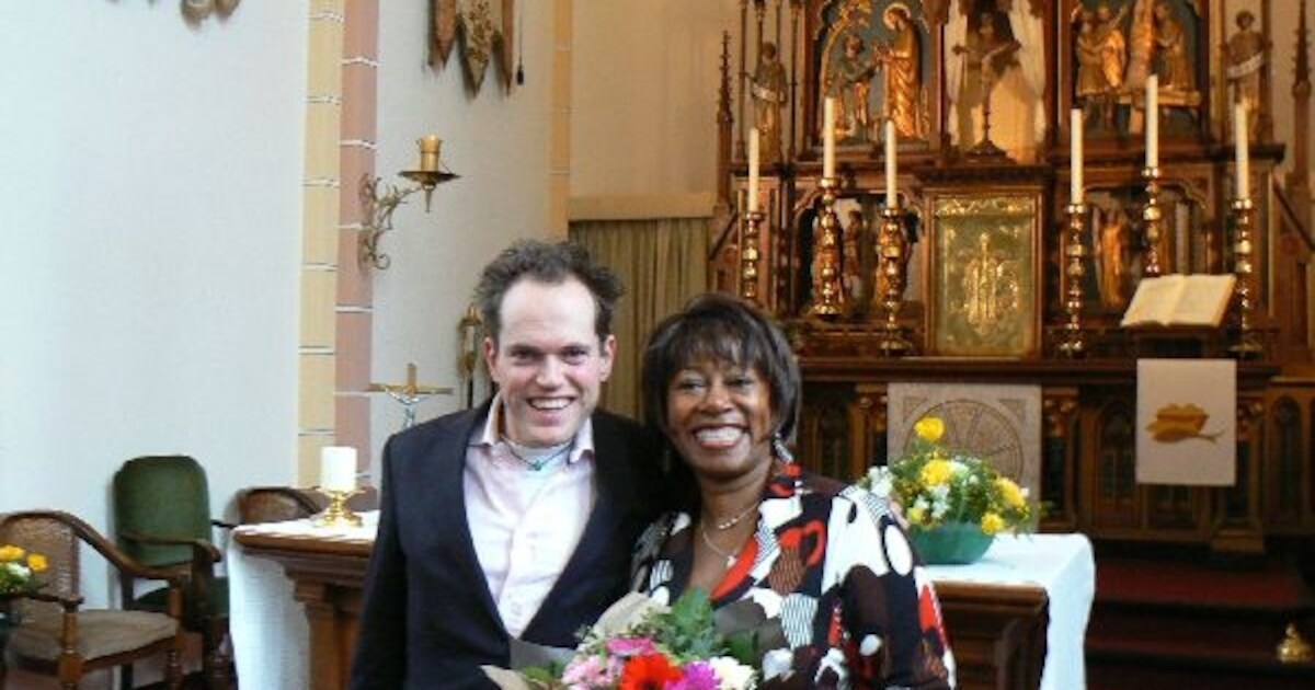 Piano, orgel en zang in kerk Macharen
