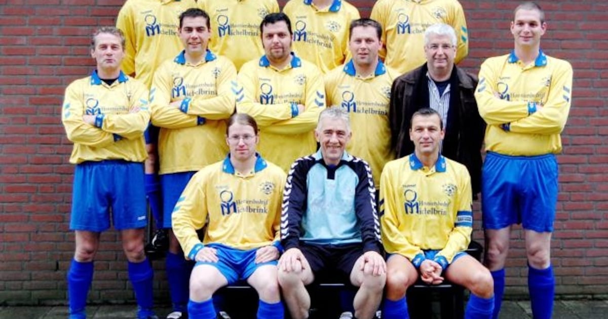 Hulsel voetbalt verderop door bio-woningendeal | Oud Reusel - De Mierden