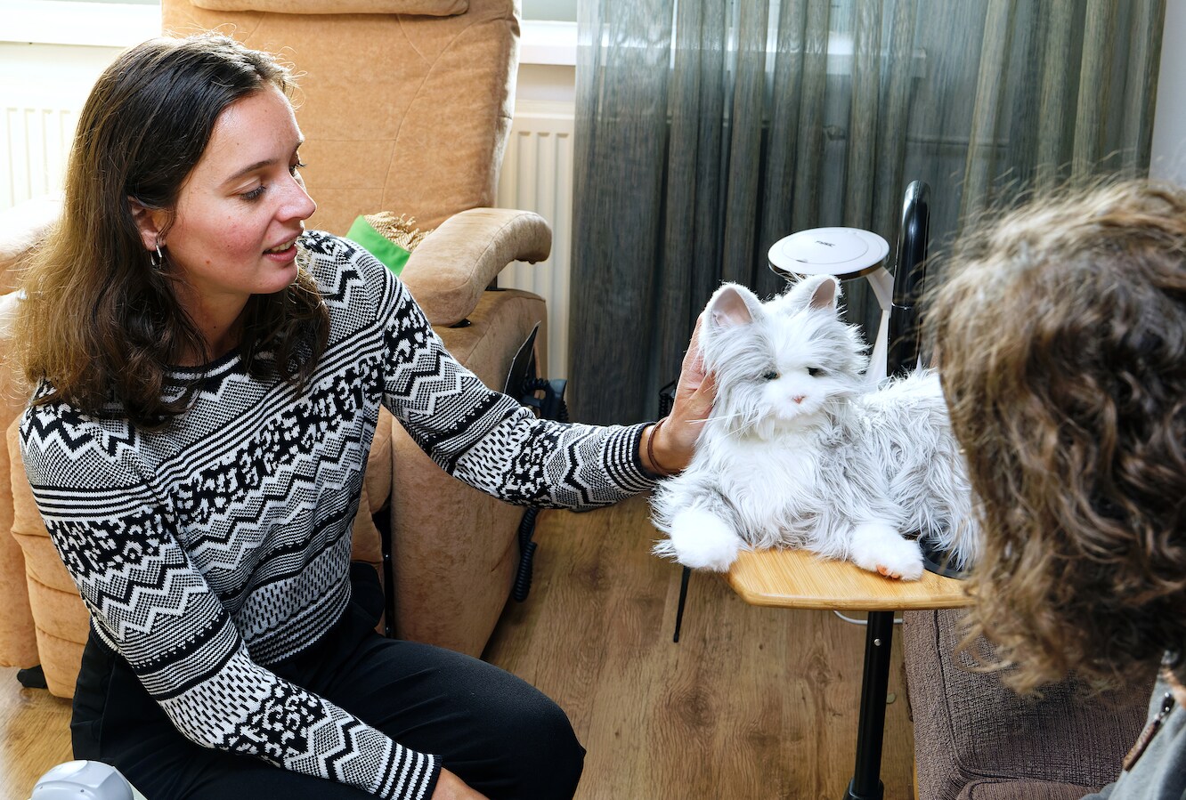 Robotpoes, pratende plant en traphulp: snufjes met én zonder stekker ...