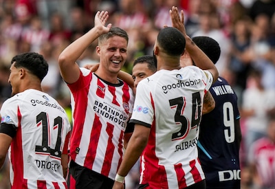 LIVE Johan Cruijff Schaal | PSV en Go Ahead strijden om eerste prijs van het seizoen