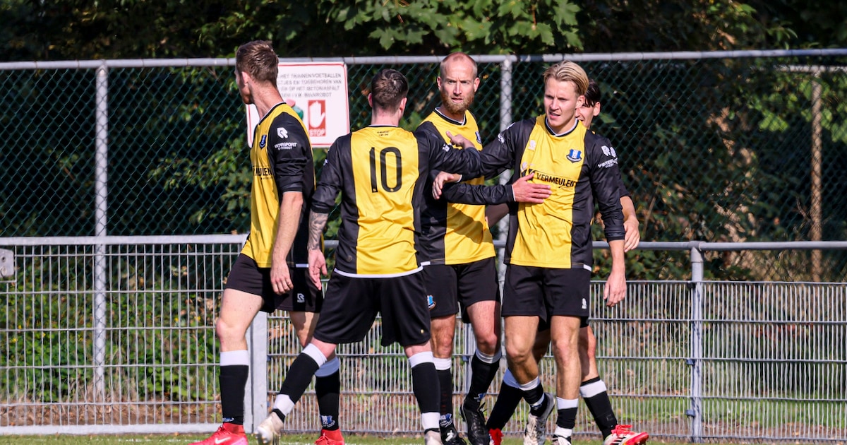Neerlandia’31 heeft de bal, maar buurman Molenschot is efficiënter
