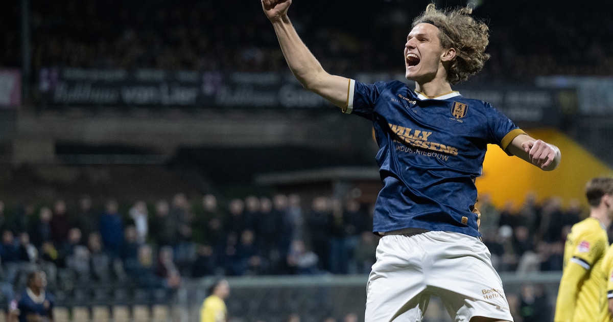 RKC walst in laatste halfuur over zeer matig VVV-Venlo heen bij debuut Jean-Paul Boëtius