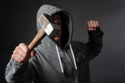 Herkenning na brute hameraanval in Oss onder vuur: politie zou slachtoffer richting Janis P. (22) hebben gestuurd