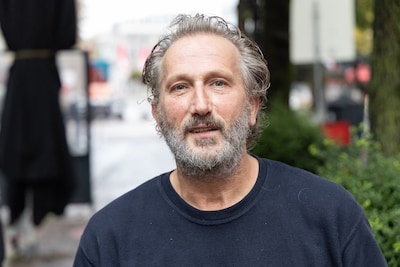 Van Gouden Kalf en rol in topseries naar zware schulden: acteur Marcel Musters (66) uit Tilburg vraa