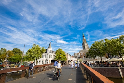 Bredase partijen in debat over toekomst van fietsen tijdens Groot Bredaas Fietsdebat