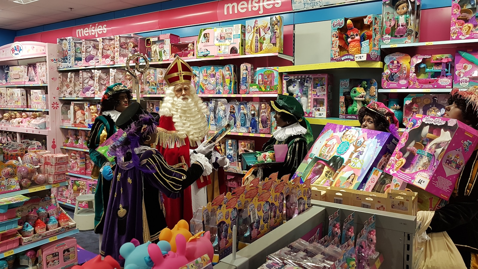 Intertoys sluit alsnog winkels in Helftheuvel, Rosmalen en Vught, Bart Smit  Arena blijft wel | Foto | bd.nl