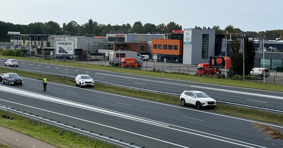 Kop-staartbotsing op A50 bij Nistelrode.