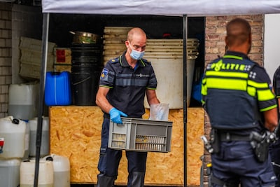 Garagebox onder flat in Eindhoven is opslagplaats voor mogelijk drugslab