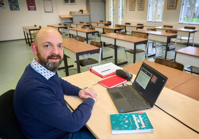 Bevlogen Neerlandicus Robert Pleit Voor Gratis Lerarenopleidingen Dit 