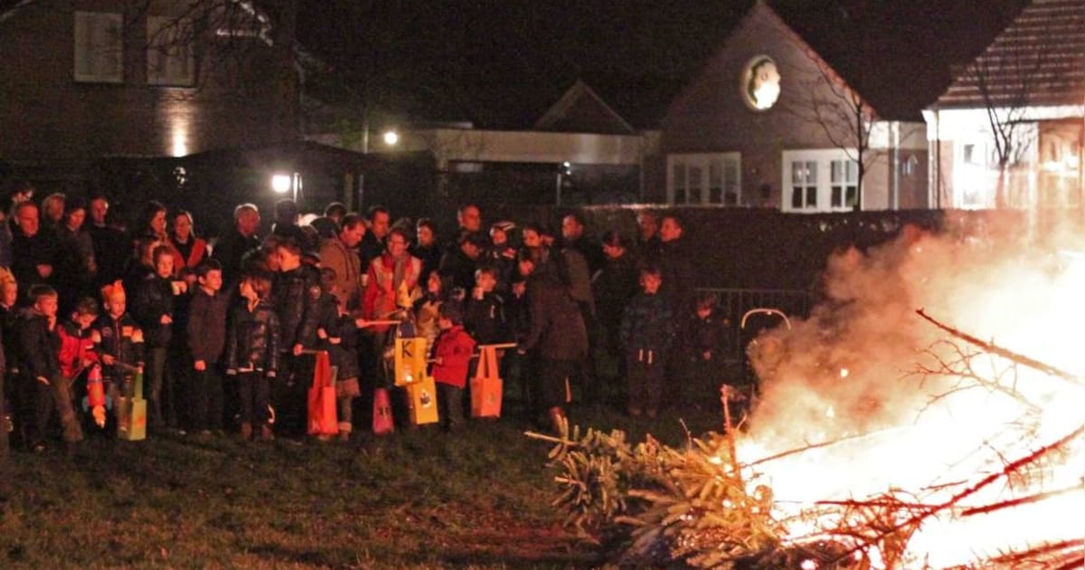 Kerstbomen in brand in Nuland