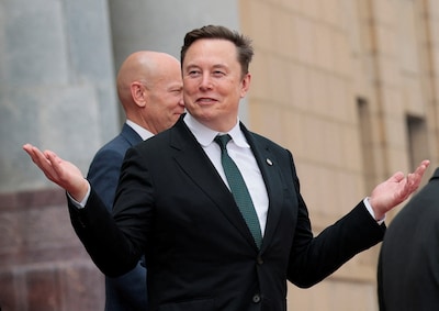 Elon Musk wordt eerste biljonair ooit: vermogen st