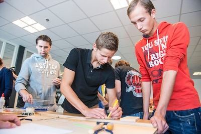 Van havo naar mbo: ‘Ik vind praktisch bezig zijn eigenlijk leuker dan hoorcolleges volgen’