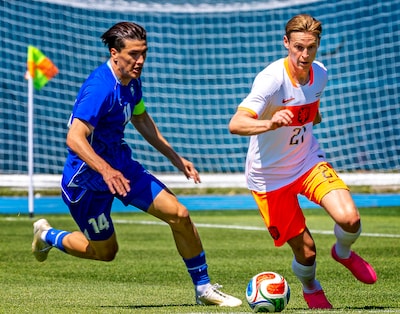 LIVE Oranje | Oranje op voorsprong via Gakpo, Van Dijk kopt 